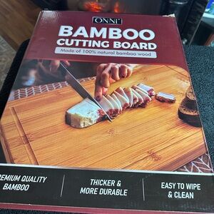 Bamboo Cutting Board - Natural Brown